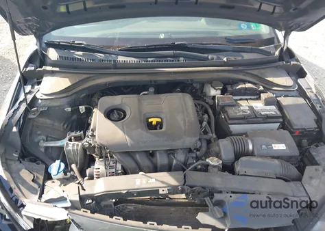 2019 Hyundai Elantra Se from USA, damaged, VIN 5NPD74LF2KH411071